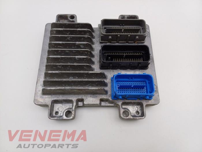 Used Engine management computer Opel Corsa E 1.2 16V Price € 99,99 Margin scheme offered by Venema Autoparts