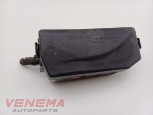 Used Fuse box Volkswagen Polo VI (AW1) 1.0 MPi 12V Price € 19,99 Margin scheme offered by Venema Autoparts