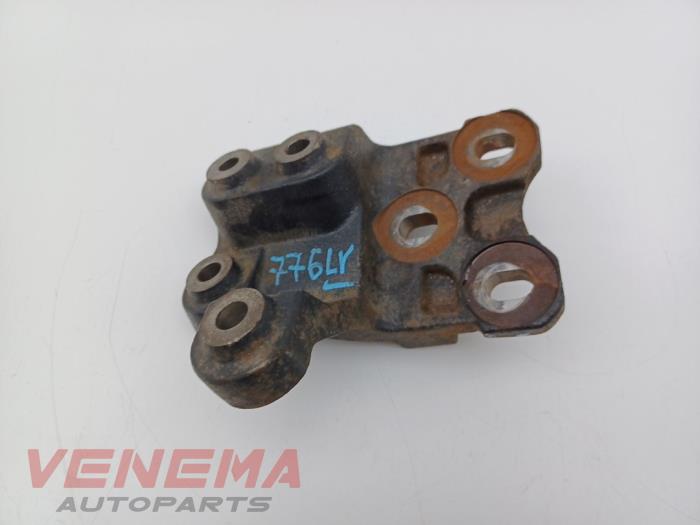 Used Engine mount Peugeot 107 1.0 12V Price € 24,99 Margin scheme offered by Venema Autoparts