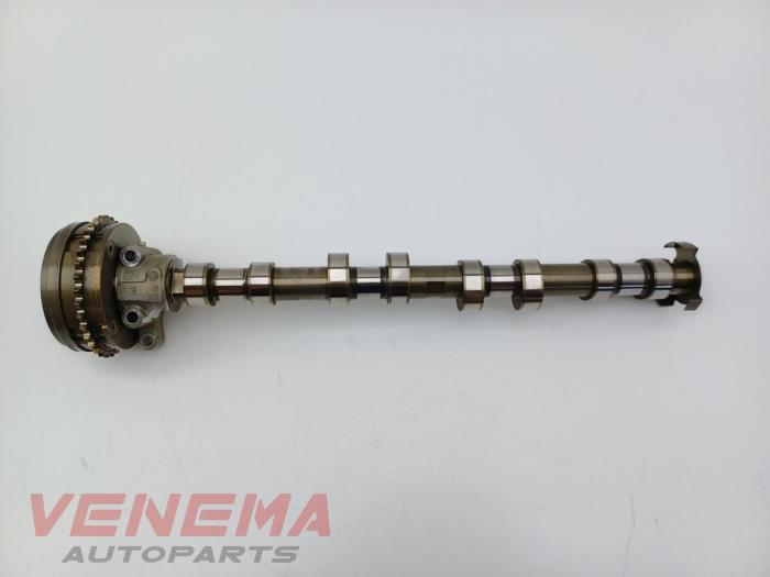 Usagé Arbre à cames BMW 1 serie (F21) 120i 2.0 16V Prix € 149,99 Règlement à la marge proposé par Venema Autoparts