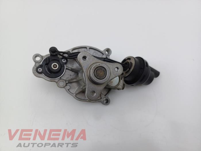 Begagnade Vattenpump BMW 1 serie (F21) 120i 2.0 16V Pris € 59,99 Marginaltabell erbjuds av Venema Autoparts