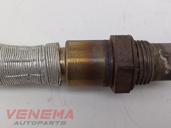 Lambda probe from a BMW 3 serie Touring (G21) 330e xDrive 2.0 TwinPower Turbo 16V 2022
