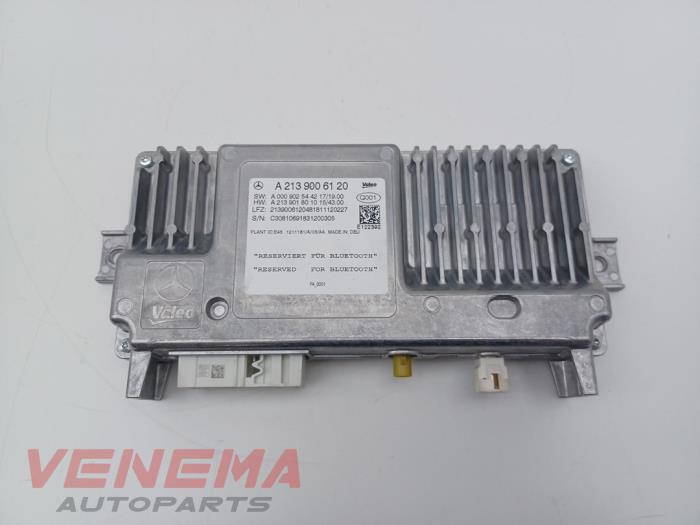 Usados Módulo Bluetooth Mercedes E (C238) E-300 2.0 Turbo 16V Precio € 99,99 Norma de margen ofrecido por Venema Autoparts