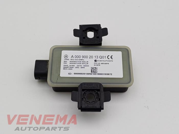 Begagnade Däcktrycksmodul Mercedes E (C238) E-300 2.0 Turbo 16V Pris € 39,99 Marginaltabell erbjuds av Venema Autoparts
