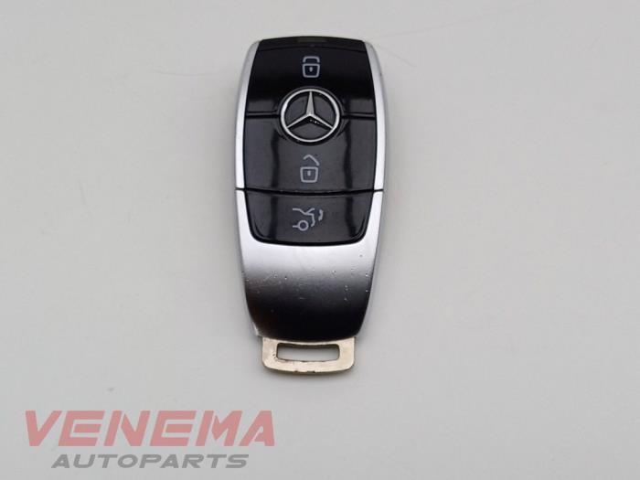 Używane Klucz Mercedes E (C238) E-300 2.0 Turbo 16V Cena € 74,99 Procedura marży oferowane przez Venema Autoparts
