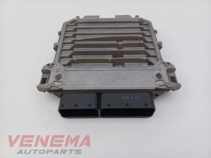 Engine management computer from a Mercedes-Benz E (C238) E-300 2.0 Turbo 16V 2019