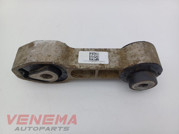 Used Engine mount Fiat 500 (312) 1.2 Price € 9,99 Margin scheme offered by Venema Autoparts