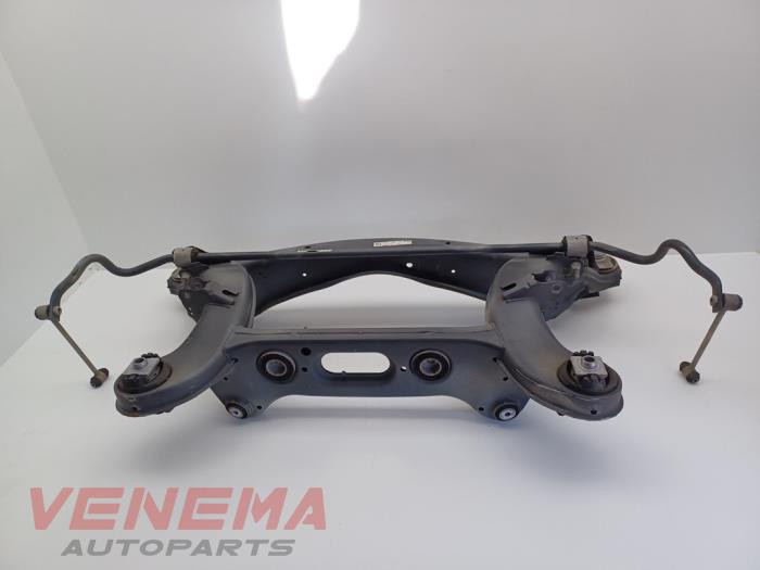 Begagnade Underram Mercedes E (C238) E-300 2.0 Turbo 16V Pris € 99,99 Marginaltabell erbjuds av Venema Autoparts