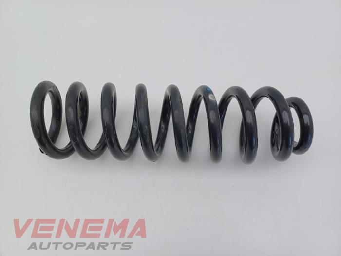 Begagnade Bakre spolfjäder Mercedes E (C238) E-300 2.0 Turbo 16V Pris € 19,99 Marginaltabell erbjuds av Venema Autoparts