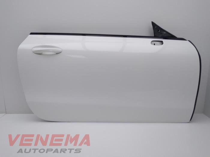 Begagnade Dörr, 2-dörrars, höger Mercedes E (C238) E-300 2.0 Turbo 16V Pris € 749,99 Marginaltabell erbjuds av Venema Autoparts