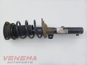 Usagé Barre amortisseur avant droit Volkswagen Passat (3G2) 2.0 TDI 16V 150 Prix € 99,99 Règlement à la marge proposé par Venema Autoparts