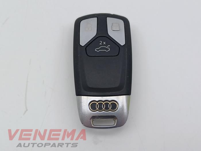 Używane Klucz Audi A4 Avant (B9) 2.0 35 TFSI Mild Hybrid 16V Cena € 74,99 Procedura marży oferowane przez Venema Autoparts
