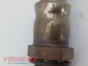 Lambda probe from a Audi A4 Avant (B9) 2.0 35 TFSI Mild Hybrid 16V 2021