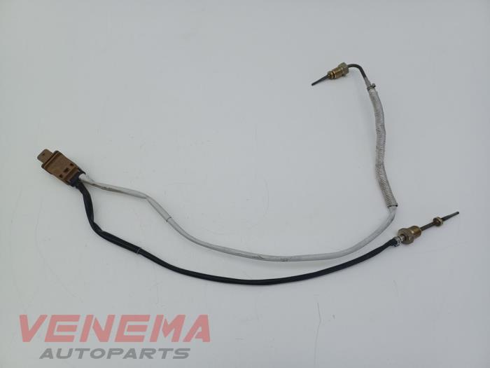 Usagé Sensor température d’échappement Audi A4 Avant (B9) 2.0 35 TFSI Mild Hybrid 16V Prix € 74,99 Règlement à la marge proposé par Venema Autoparts