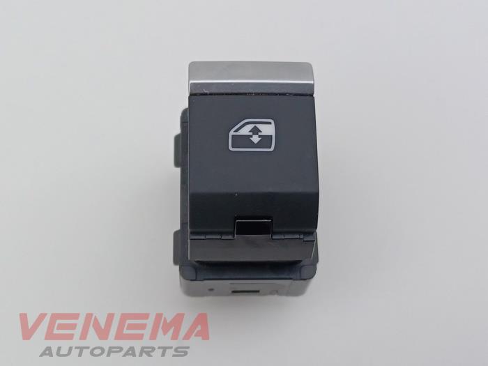 Usados Interruptor de ventanilla eléctrica Audi A4 Avant (B9) 2.0 35 TFSI Mild Hybrid 16V Precio € 9,99 Norma de margen ofrecido por Venema Autoparts
