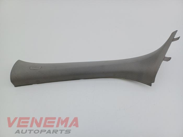 Begagnade Liststripe, vänster fram BMW X1 (F48) xDrive 20i 2.0 16V Twin Power Turbo Pris € 14,99 Marginaltabell erbjuds av Venema Autoparts