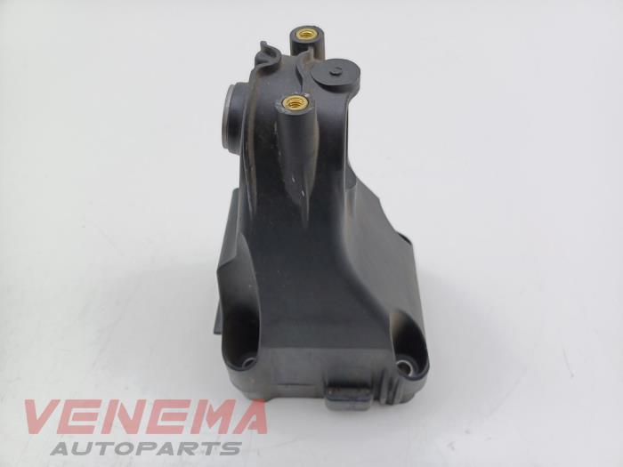 Used Engine mount Mercedes E (C238) E-300 2.0 Turbo 16V Price € 39,99 Margin scheme offered by Venema Autoparts