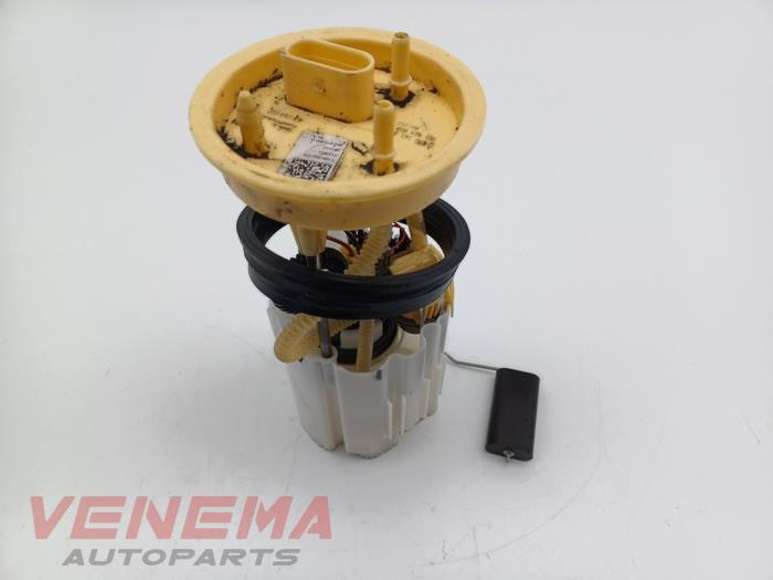 Usagé Pompe à carburant Volkswagen Caddy IV 2.0 TDI 75 Prix € 49,99 Règlement à la marge proposé par Venema Autoparts
