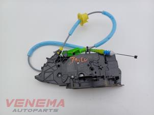 Begagnade Dörrlåsmekanism, 4-dörrars, vänster fram BMW 2 serie Active Tourer (U06) 218i 1.5 TwinPower Turbo 12V Pris € 24,99 Marginaltabell erbjuds av Venema Autoparts