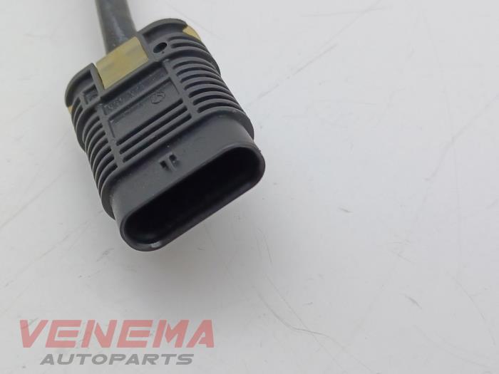 Lambda probe from a BMW 2 serie Active Tourer (U06) 218i 1.5 TwinPower Turbo 12V 2024