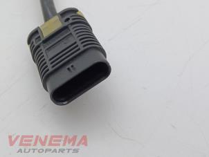Lambda probe from a BMW 2 serie Active Tourer (U06) 218i 1.5 TwinPower Turbo 12V 2024