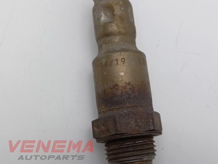 Lambda probe from a Seat Ibiza V (KJB) 1.0 TSI 12V 2020