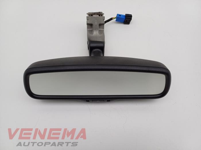 Używane Lusterko wewnetrzne Alfa Romeo Stelvio (949) 2.0 T 16V Q4 Cena € 49,99 Procedura marży oferowane przez Venema Autoparts
