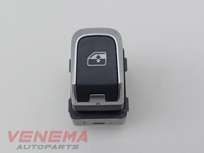 Usados Interruptor de ventanilla eléctrica Audi Q2 (GAB/GAG) 1.0 TFSI 12V Precio € 9,99 Norma de margen ofrecido por Venema Autoparts