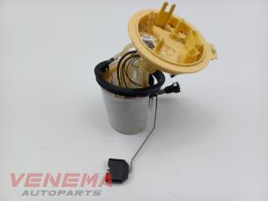 Begagnade Elektrisk bränslepump Volkswagen Passat Variant (CJ5) 2.0 TDI 16V Pris € 49,99 Marginaltabell erbjuds av Venema Autoparts