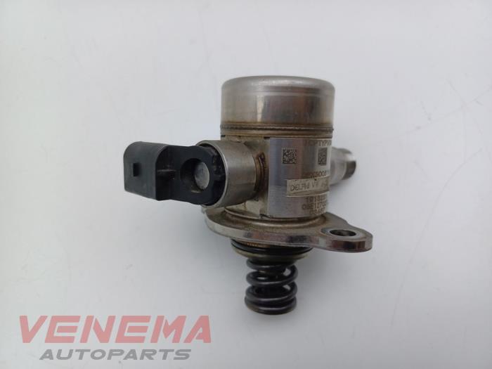 Begagnade Bensinpump Volkswagen T-Roc I 1.5 TSI 16V Pris € 39,99 Marginaltabell erbjuds av Venema Autoparts
