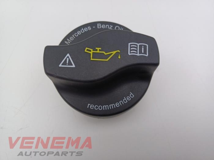 Gebrauchte Ölkappe Mercedes E (C238) E-300 2.0 Turbo 16V Preis € 9,99 Margenregelung angeboten von Venema Autoparts
