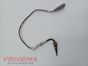 Auspuff Temperatursensor van een Volkswagen Passat Variant (CJ5) 2.0 TDI 16V 2025