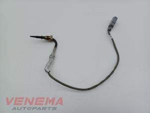 Auspuff Temperatursensor van een Volkswagen Passat Variant (CJ5) 2.0 TDI 16V 2025