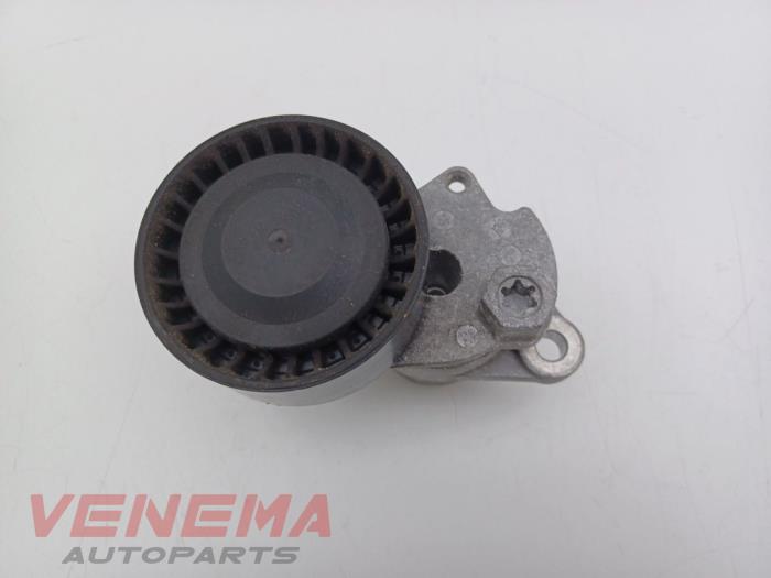 Usados Rodillo tensor correa múltiple Volkswagen Tiguan (AD1) 1.5 TSI 16V Evo BlueMotion Technology Precio € 9,99 Norma de margen ofrecido por Venema Autoparts