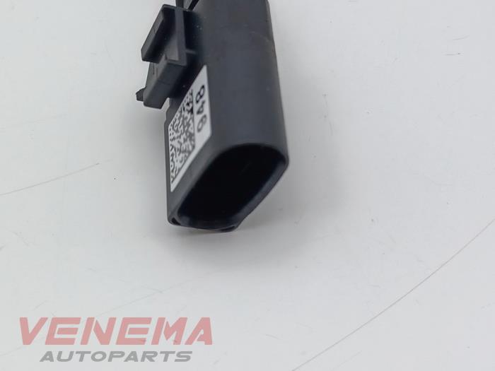 Lambda probe from a Volkswagen Tiguan (AD1) 1.5 TSI 16V Evo BlueMotion Technology 2023