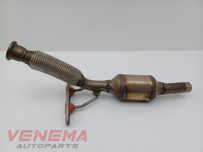 Used Front pipe + catalyst Volkswagen T-Cross 1.0 TSI 115 12V Price € 899,99 Margin scheme offered by Venema Autoparts