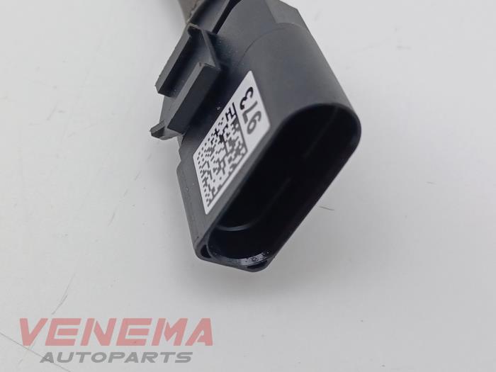 Lambda probe from a Volkswagen T-Cross 1.0 TSI 115 12V 2024