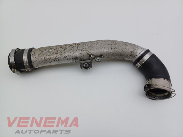 Usagé Tube intercooler Mercedes C Estate (S205) C-250 CDI BlueTEC, C-250 d 2.2 16V Prix € 19,99 Règlement à la marge proposé par Venema Autoparts