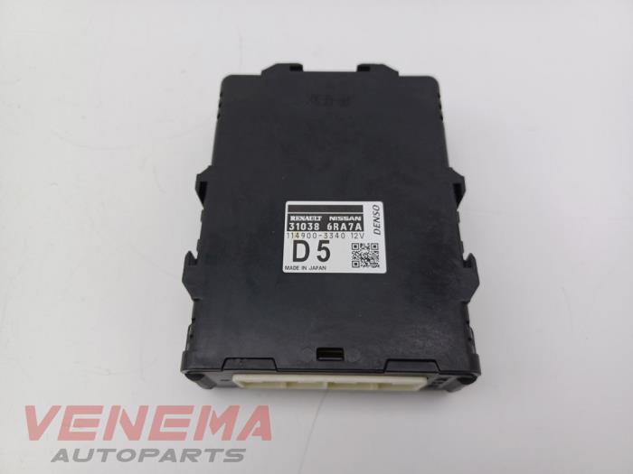 Used Automatic gearbox computer Nissan Qashqai (J12) 1.3 DIG-T MHEV 16V Price € 249,99 Margin scheme offered by Venema Autoparts