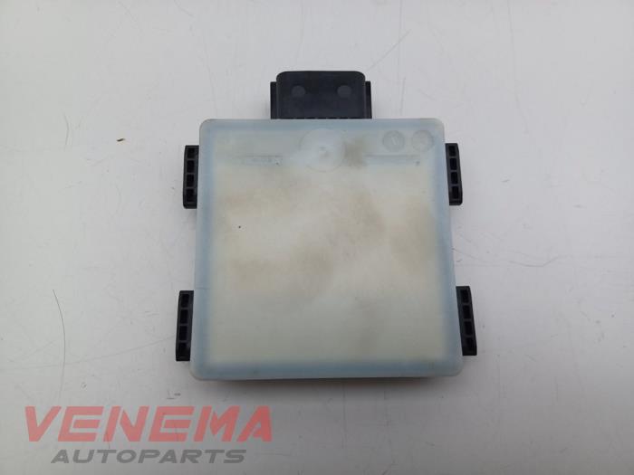 Begagnade Dödvinkelsensor Nissan Qashqai (J12) 1.3 DIG-T MHEV 16V Pris € 174,99 Marginaltabell erbjuds av Venema Autoparts
