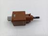 Nissan Qashqai (J12) 1.3 DIG-T MHEV 16V Moteur de verrouillage clapet réservoir