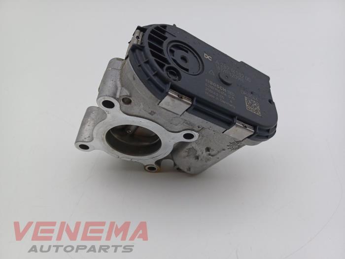Usagé Boîtier accélérateur Nissan Qashqai (J12) 1.3 DIG-T MHEV 16V Prix € 49,99 Règlement à la marge proposé par Venema Autoparts