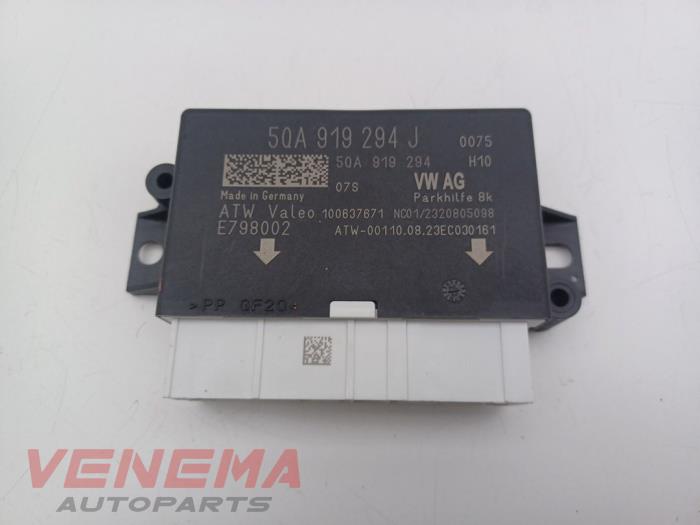 Begagnade PDC-modul Volkswagen Polo VI (AW1) 1.0 TSI 12V Pris € 19,99 Marginaltabell erbjuds av Venema Autoparts