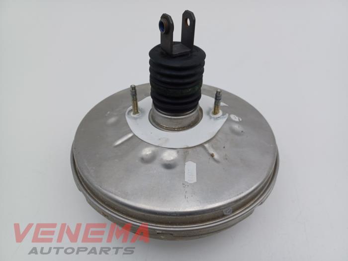 Usagé Assistant de freinage Mercedes A (W176) 1.5 A-180 CDI, A-180d 16V Prix € 29,99 Règlement à la marge proposé par Venema Autoparts