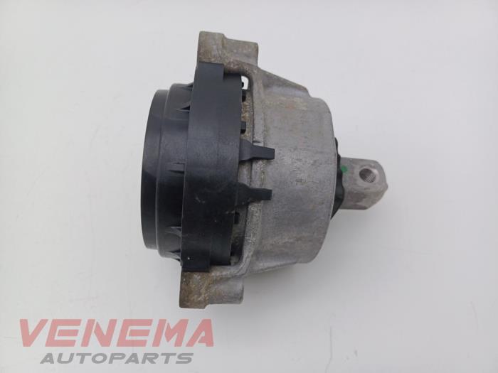 Used Engine mount BMW X3 (G01) xDrive 20i 2.0 TwinPower Turbo 16V Van Price € 39,99 Margin scheme offered by Venema Autoparts