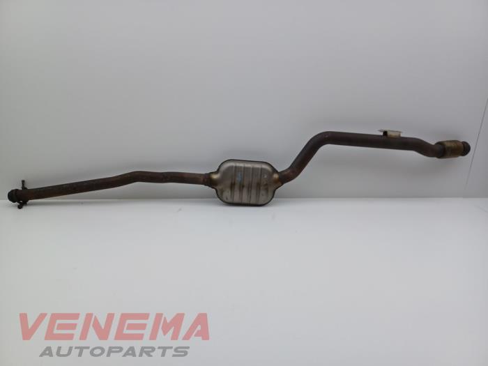 Gebrauchte Auspuff Mitteldämpfer Mercedes GLC (X253) 2.0 260 16V 4-Matic Preis € 299,99 Margenregelung angeboten von Venema Autoparts