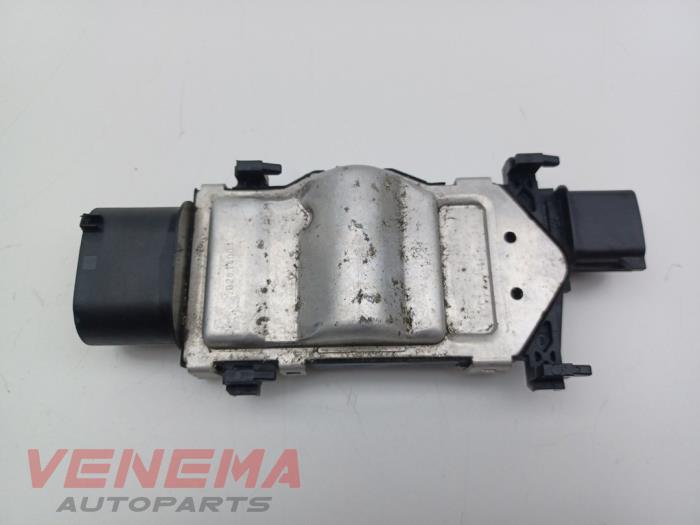 Używane Modul wentylator Mercedes A (W176) 1.5 A-180 CDI, A-180d 16V Cena € 29,99 Procedura marży oferowane przez Venema Autoparts