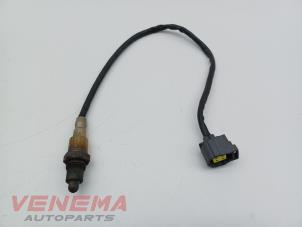Lambda probe from a Mercedes-Benz GLC (X253) 2.0 260 16V 4-Matic 2016
