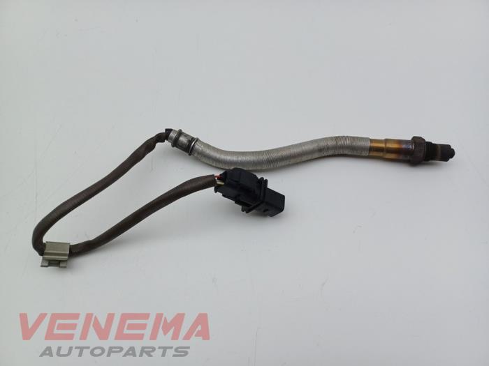 Lambda probe from a Mercedes-Benz GLC (X253) 2.0 260 16V 4-Matic 2016