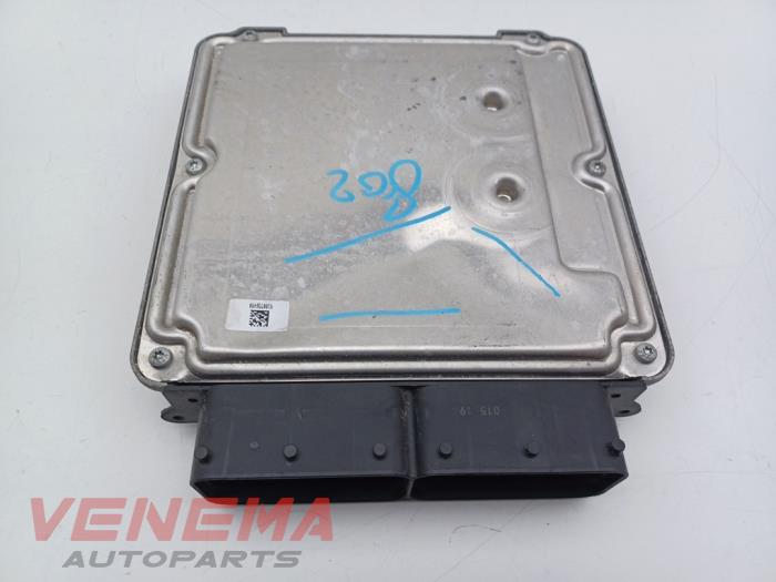 Engine management computer from a Seat Leon ST (5FF) 2.0 TDI FR 16V 2017